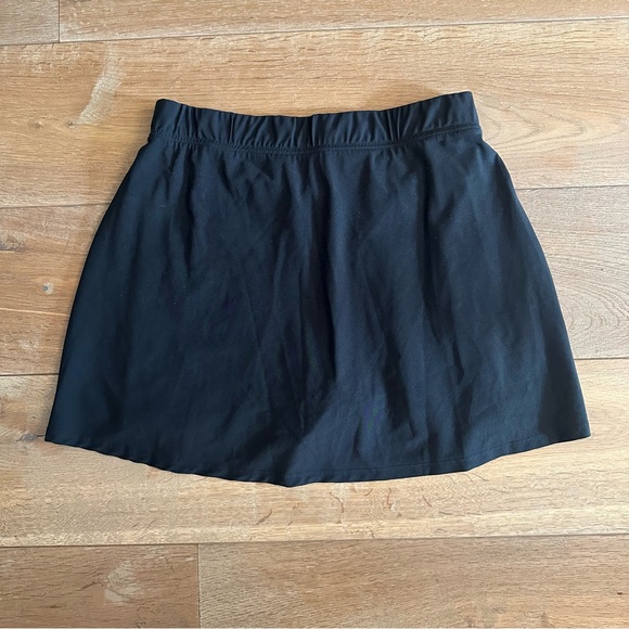 Abercrombie Black Skort - Picture 5 of 5